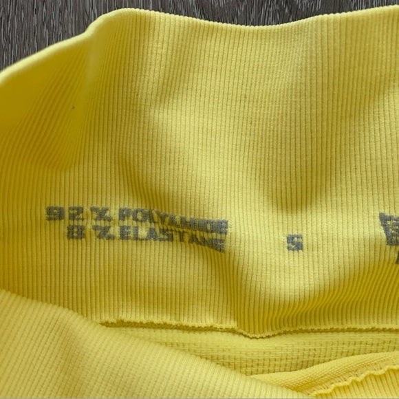 Tala workout set size small - Picture 2 of 3